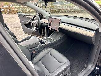 Tesla Model Y Gereserveerd long range 75kwh aut - pano - leer - carbon - 360cam - stoelverw v+a - multimedia achter picture 18