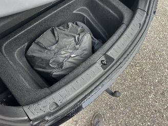 Tesla Model Y Gereserveerd long range 75kwh aut - pano - leer - carbon - 360cam - stoelverw v+a - multimedia achter picture 75