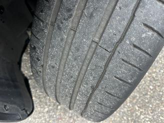 Tesla Model Y Gereserveerd long range 75kwh aut - pano - leer - carbon - 360cam - stoelverw v+a - multimedia achter picture 85