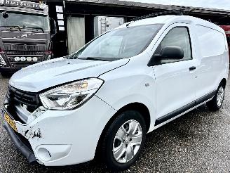 Dacia Dokker 1.5 dCi 90pk 6-bak euro6 Solid - nav - airco - aux+usb - stuurbed - elektr pakket - schuif + klapdeuren picture 2