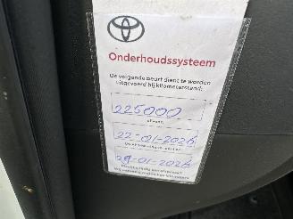 Toyota Auris 1.8 Full Hybrid 123pk aut Executive - nap - navi - camera - keyless entry + start - lmv + 4x goede banden picture 23