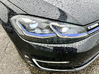 Volkswagen e-Golf 7.5 aut Highl - nap - virtual - keyless - leer - stoelverw - sfeerverl - cam - front + line + side assist picture 11