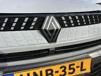 Renault Captur 1.6 E-Tech full hybrid 145 esprit Alpine - nap - pano - harman - 360cam - stuurverw - front + line + side assist picture 117