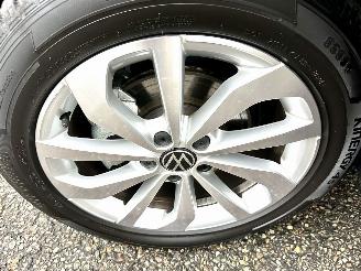 Volkswagen T-Roc 1.5 TSI 150pk 7-Traps aut Life - 7dkm nap - navi - cam - virtual - front + line + park assist - keyless picture 59