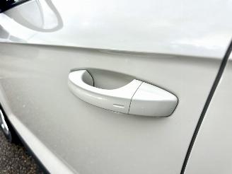 Volkswagen T-Roc 1.5 TSI 150pk 7-Traps aut Life - 7dkm nap - navi - cam - virtual - front + line + park assist - keyless picture 9