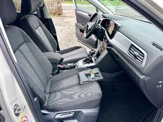 Volkswagen T-Roc 1.5 TSI 150pk 7-Traps aut Life - 7dkm nap - navi - cam - virtual - front + line + park assist - keyless picture 36