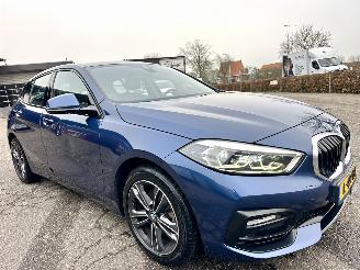 BMW 1-serie 118i 136pk 7-Traps aut High Exe - nap - virtual - nav - cam - front + line + park assist - leer + stoelverw - sfeerverl picture 4