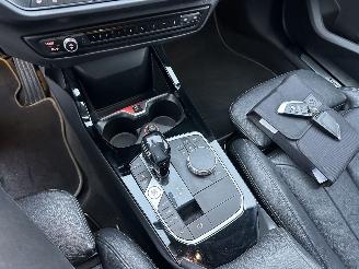 BMW 1-serie 118i 136pk 7-Traps aut High Exe - nap - virtual - nav - cam - front + line + park assist - leer + stoelverw - sfeerverl picture 42