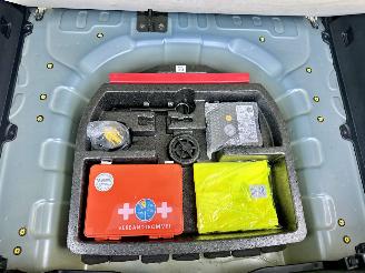 Kia e-Niro 64kWh 204pk aut DynamicPlusLine - nap - schuifdak - carplay - keyless - stuurverw - front + line assist picture 88