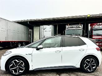 Volkswagen ID.3 First Plus 58kWh 2020/12