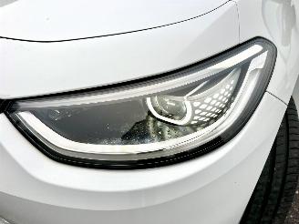 Volkswagen ID.3 58kWh 204pk aut First Plus - nap - navi - cam - keyless - 19 inch - stuurverw - front + line assist - sfeerverl picture 8