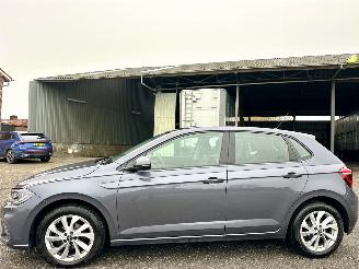 Auto incidentate Volkswagen Polo 1.0 TSI 95pk Style 5drs - nap - iq full led - virtual - clima - cruise - acc - front + line assist - facelift 2021/12