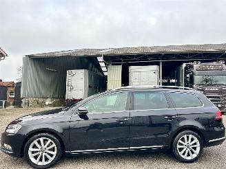 škoda osobní automobily Volkswagen Passat 1.4 TSI 122pk dsg aut + f1 Highline - nap - dvd in hoofdsteunen - navi - clima - cruise - leer + stoelverw 2011/1