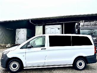 škoda dodávky Mercedes Vito Tourer 110 CDI 102pk extra lang 9 Pers - nap - 1e eig - airco - cruise - getint glas - privacy glass - side bars 2019/12