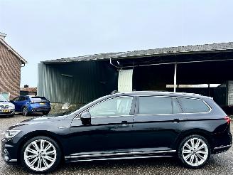 uszkodzony samochody osobowe Volkswagen Passat 2.0 Bi-TDI 4Motion 239pk aut R-Line 2015/10