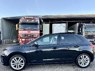 Schadeauto Volkswagen Polo 1.0 TSI 95pk Highline 5drs - 2021/4