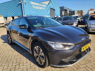 Schadeauto Kia EV6 Kia EV6 Plus 77.4 kWh RIJDBAAR range 530km nwpr €52000 1e eigenaar 2021/12