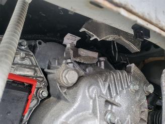 Renault Captur AUTOMAAT 24000 KM UNIEK Captur 1.2 TCe Wave picture 24