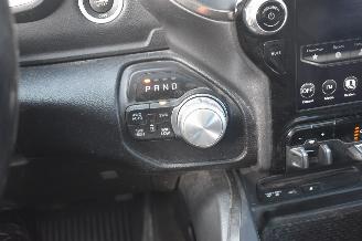Dodge Ram 5.7 V8 4X4 Crew Cabe 401Pk *Clima/Navi/Panorama/Leder picture 14