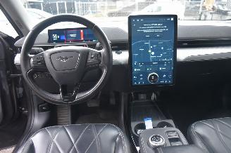 Ford Mustang Mach-e 98Kwh Extended RWD 294Pk *Navi/Clima/Leder/Camera/Stoelverwarming picture 7