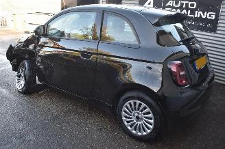 Fiat 500E 42Kwh 118Pk *Navi/Clima picture 4