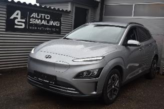 krockskadad bil auto Hyundai Kona 39Kwh Comfort 136Pk 3Fase *Navi/Clima/Camera/Stoelverwarming 2023/8