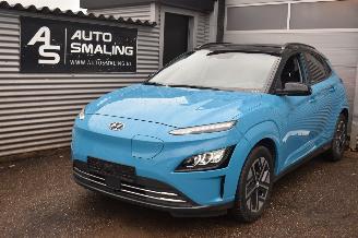 uszkodzony samochody osobowe Hyundai Kona 39Kwh Comfort 136Pk SOH 100% *Navi/Clima/Camera/Stoelverwarming 2021/8