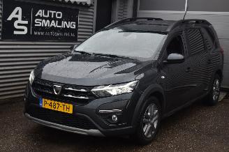 Schadeauto Dacia Jogger 1.0 Tce Comfort  110Pk 7 Personen *Navi/Airco 2022/6