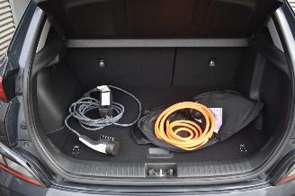 Hyundai Kona 39Kwh Comfort 136Pk SOH 100% 3FASE *Navi/Clima/Camera/Stoelverwarming picture 14