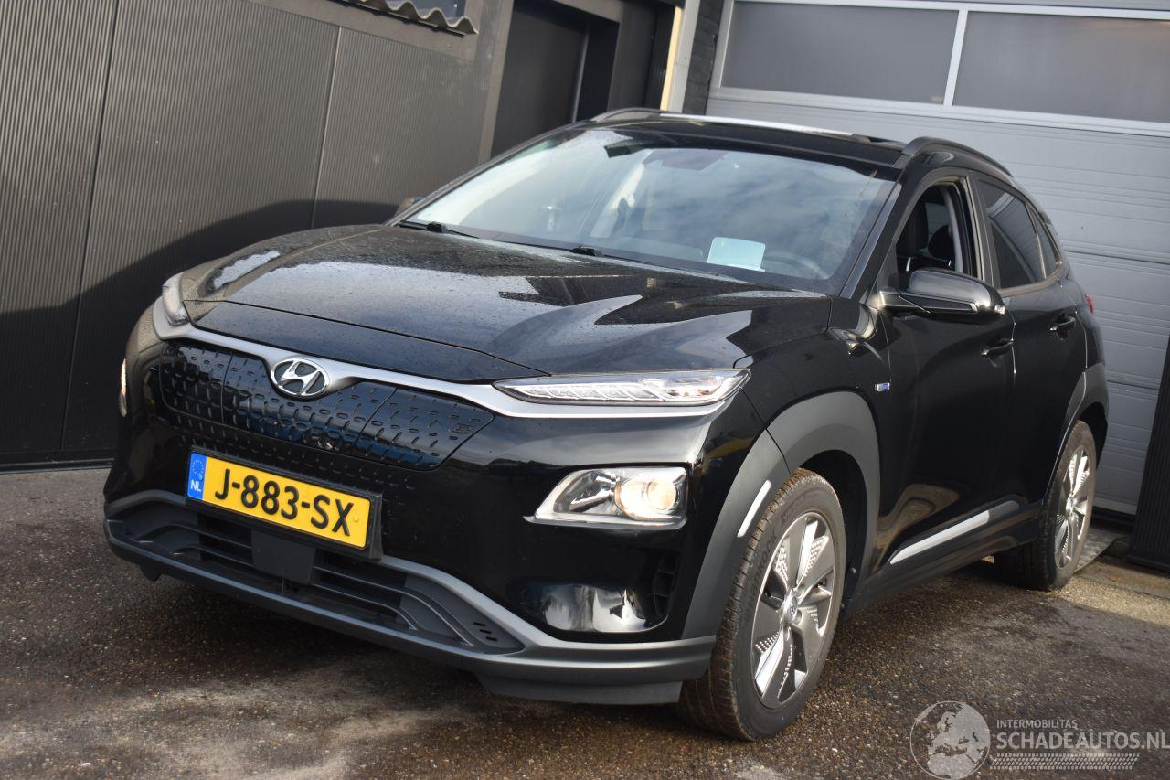 Hyundai Kona 64Kwh EV Fashion 204Pk SOH 100% 3Fase *Navi/Clima/Camera/Schuifdak