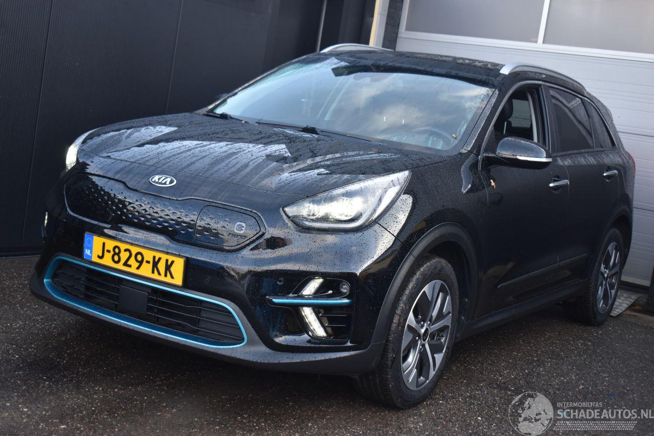 Kia Niro 64Kwh Executiveline 204Pk  SOH 100% 3FASE *Navi/Clima/Camera/Leder/Stoelverwarming
