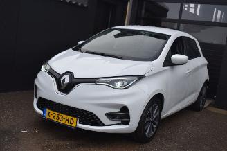 škoda osobní automobily Renault Zoé 52Kwh R135 Intens 3FASE 92%SOH *Navi/CLima/Camera/Stoelverwarming 2020/12