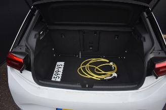 Volkswagen ID.3 58Kwh First Plus 204Pk 3FASE *Navi/Clima/Camera/Stoelverwarming picture 18