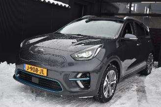 Kia Niro 64Kwh Executiveline 204Pk 3Fase Soh 100% *Navi/Clima/Leder/Camera/Stoelverwarming 2020/8
