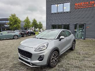 Coche accidentado Ford Puma 92kw HYBR / TITANIUM 2022/2