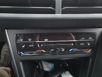 Volkswagen Taigo STYLE 81KW / NAVI / CAMARA picture 22