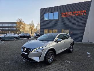 Vaurioauto  passenger cars Nissan Qashqai 103KW 2022/5