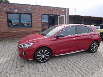 uszkodzony samochody osobowe Hyundai I-30  2017/11