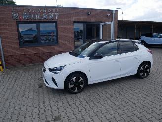 Damaged car Opel Corsa-E ELEGANCE 2023/3