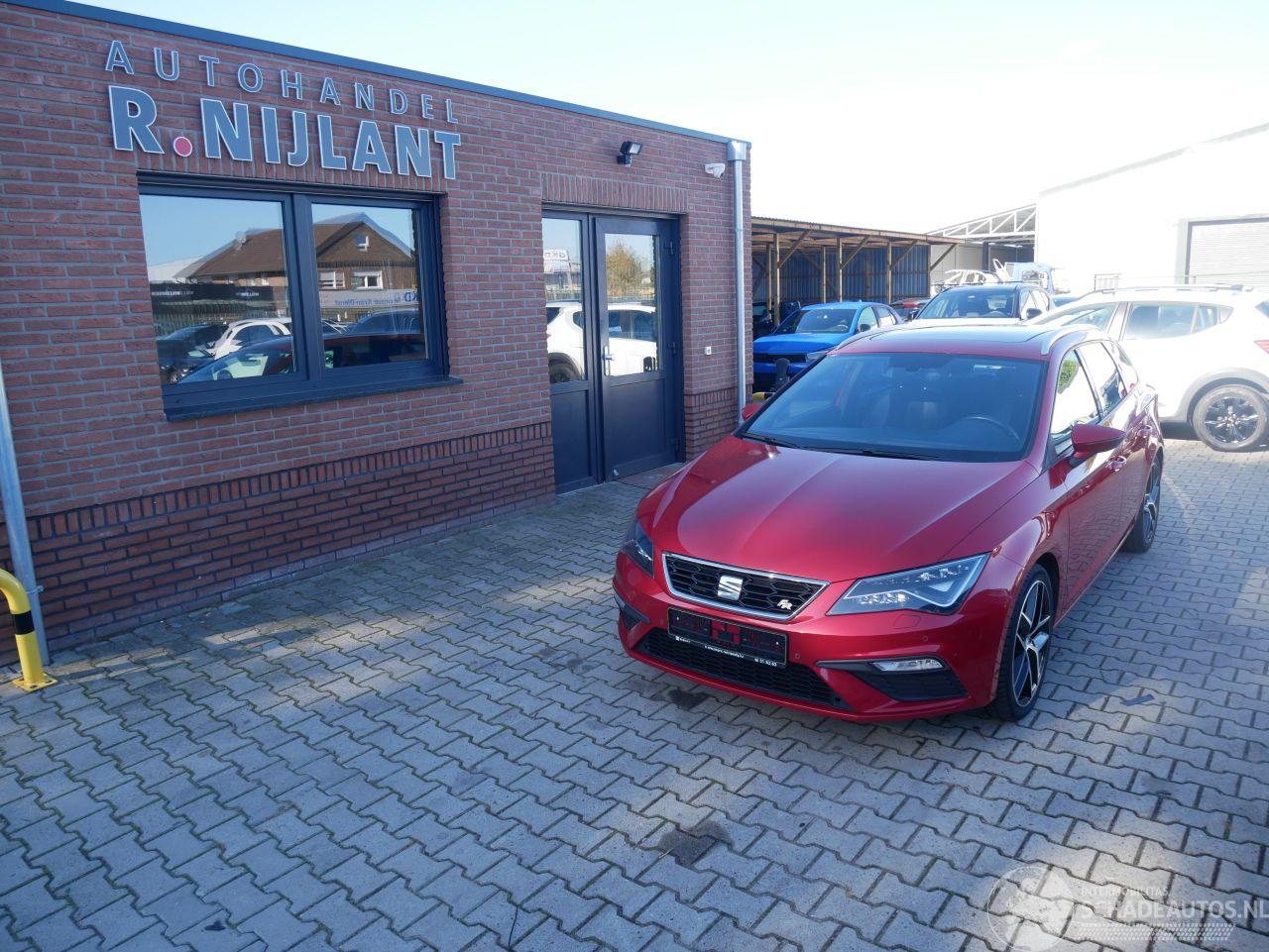 Seat Leon ST FR DSG PANORAMADAK ALCANTARA LED