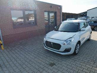 Damaged car Suzuki Swift  2019/4