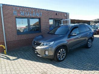 skadebil auto Kia Sorento SPRIT AWD AUTOMAAT 7-PERSOONS PANORAMADAK XENON 2014/11