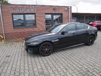 Schadeauto Jaguar XE R DYNAMIC MOTORSCHADE 2020/2