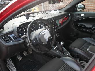 Alfa Romeo Giulietta QUADRIFOGLIO VERDE BI-XENON picture 14