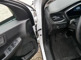 Ford Kuga TITANIUM picture 8