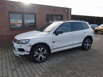 Avarii autoturisme Volkswagen Touareg V6 TDI 4 MOTION R-LINE BLACK ADVENTURE PANORAMADAK BI-XENON 2014/2