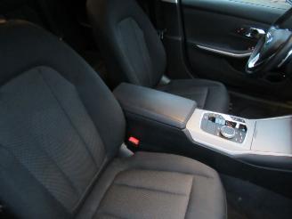 BMW 3-serie 320E Touring Aut.PluginHybrid WideScreen Cockpit Navi CruiseControl Pdc ..... picture 24