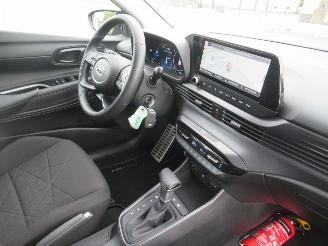 Hyundai Bayon 1.0T-GDI AUT. 48V-MildHybrid 5400km!! VirtualCockpit Climatronic Navi Camera CruiseControl Pdc LineAssist picture 14