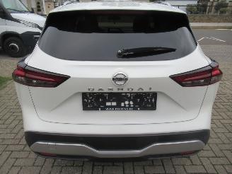 Nissan Qashqai 1.3DIG-T140pk MildHybrid Climatronic Navi Panorama-D Camera Keyless-Go picture 10