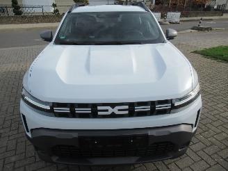 Schadeauto Dacia Duster Tce/Eco-G Benzine/Lpg   Airco Navi Camera Led CruiseControl Pdc..... 2025/9